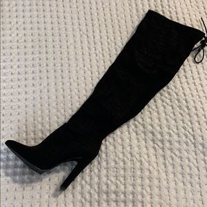 Zeppelin Back Lace-Up Heeled Boot